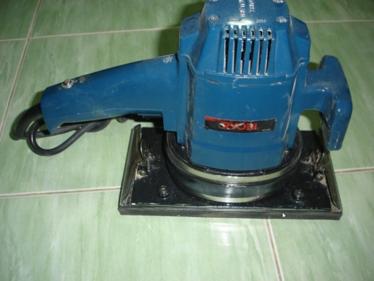 ขายเครื่องขัดกระดาษทรายแบบสั่น RYOBI รุ่น SU-6300A 350W