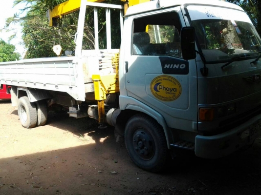 ขายรถบรรทุก 6 ล้อกระบะคาร์โก้ติดเครน HINO FC120 แรงม้า ติดเครนทานาโด TM-30-1-01 3 ตัน ราคา 480000