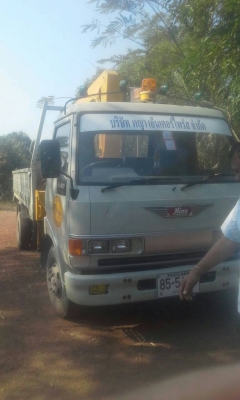 ขายรถบรรทุก 6 ล้อกระบะคาร์โก้ติดเครน HINO FC120 แรงม้า ติดเครนทานาโด TM-30-1-01 3 ตัน ราคา 480000