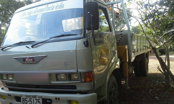 ขายรถบรรทุก 6 ล้อกระบะคาร์โก้ติดเครน HINO FC120 แรงม้า ติดเครนทานาโด TM-30-1-01 3 ตัน ราคา 480000