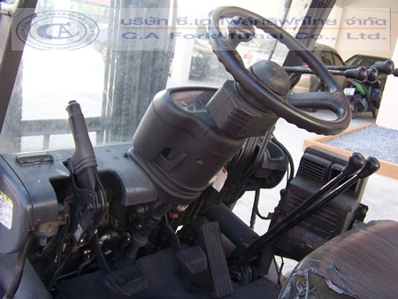 ขายรถ โฟล์คลิฟท์ TOYOTA รุ่น 6-FD25