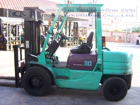 ขาย รถโฟล์คลิฟท์ MITSUBISHI รุ่น FD30