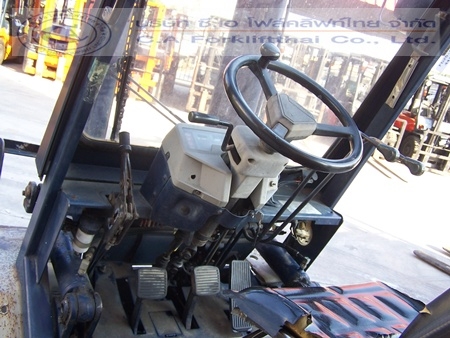 ขาย รถโฟล์คลิฟท์ KOMATSU รุ่น FD25-11