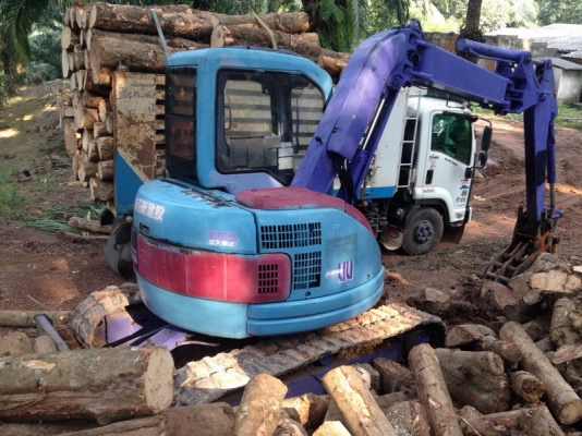ขายรถแบ็คโฮคีบไม้ยางพารา