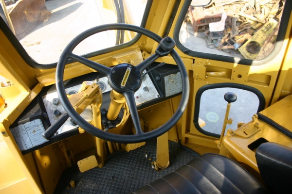 ขาย รถตัก CATERPILLAR 910 เก่านอก สวยๆ 750,000 TEL : 087-0339334 (อ็อฟ) ขาย รถตัก CATERPILLAR 910 เก่านอก สวยๆ 750,000 TEL : 087-0339334 (อ็อฟ)