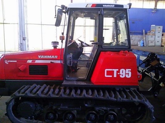 ขายรถแทรคเตอร์ CT 95 ยันมาร์