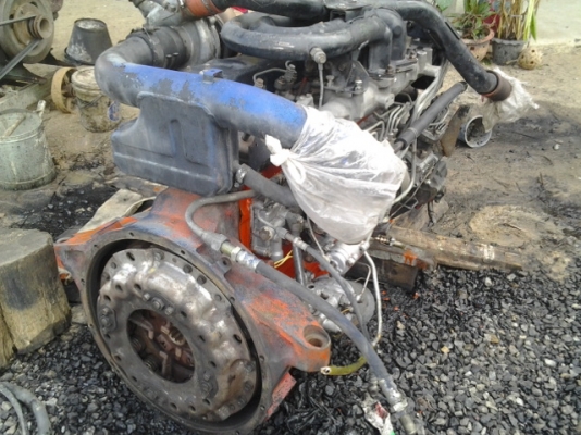 เครื่องยนต์6BG1 เทอร์โบว์อินเตอร์คูลเลอร์  210 แรงม้าพร้อมใช้  เอกสารครบ