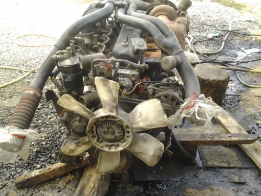 เครื่องยนต์6BG1 เทอร์โบว์อินเตอร์คูลเลอร์  210 แรงม้าพร้อมใช้  เอกสารครบ