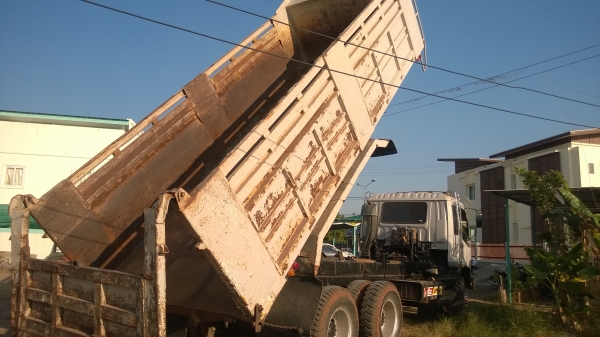 ขายถูก ISUZU DECA10ล้อ 2 เพลา ดั้มพ์  กระบสวย เครืองดี คัชซีสวย รถพร้อมใช้เอกสาร พร้อมโอน เจ้าของขายเอง)