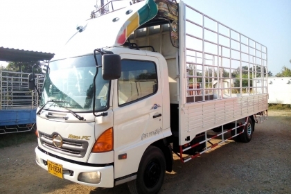 6 ล้อกลาง  *Euro.2*  HINO  MEGA  FC4J  175 แรงม้า  *ยาว 6.50 ม.*  รถสวยเดิม+สวยจริง+พร้อมใช้งาน * รถห้างแท้ * มีเล่มพร้อม *