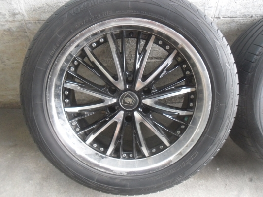 ล้อแม็ก 20นิ้ว 6รู พร้อมยาง สวยๆ 4 ล้อ ราคา 9800 บาท