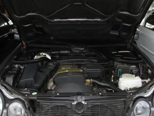 BENZ E230 สภาพดี รถสวยพร้อมใช้ BENZ E230 สภาพดี รถสวยพร้อมใช้