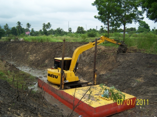 ขายโป๊ะพร้อมรถPC60