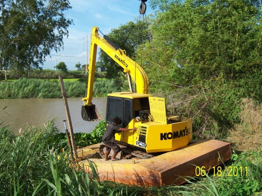 ขายโป๊ะพร้อมรถPC60