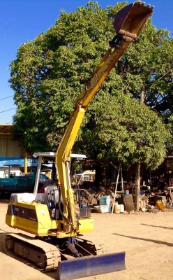 ขายรถขุดKOMATSU 20-6แขนยาวพิเศษเครื่อง3สูบ(มีVDOชม) รถเก่านอกมีเอกสารพร้อม ติดต่อโดยตรง 085-5632278 ขายรถขุดKOMATSU 20-6แขนยาวพิเศษเครื่อง3สูบ(มีVDOชม) รถเก่านอกมีเอกสารพร้อม ติดต่อโดยตรง 085-5632278