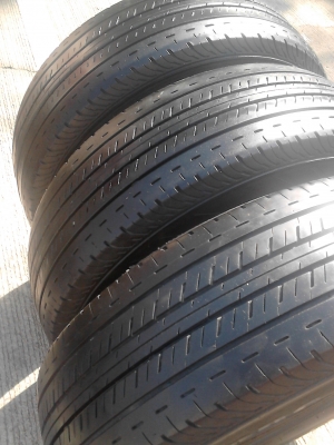 215/70R15 BRIDGESTONE DURAVIS R611 มี 3 เส้น ( ไม่มีปะ ) TEL.081-427-3941 215/70R15 BRIDGESTONE DURAVIS R611 มี 3 เส้น ( ไม่มีปะ ) TEL.081-427-3941
