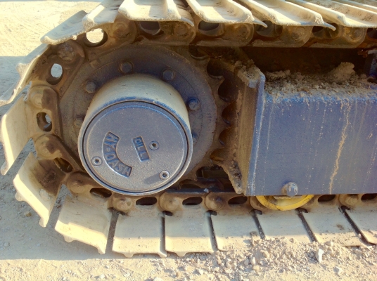 ขายรถขุดKOMATSU 20-6แขนยาวพิเศษเครื่อง3สูบ(มีVDOชม) รถเก่านอกมีเอกสารพร้อม ติดต่อโดยตรง 085-5632278