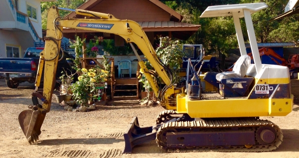 ขายรถขุดKOMATSU 20-6แขนยาวพิเศษเครื่อง3สูบ(มีVDOชม) รถเก่านอกมีเอกสารพร้อม ติดต่อโดยตรง 085-5632278 ขายรถขุดKOMATSU 20-6แขนยาวพิเศษเครื่อง3สูบ(มีVDOชม) รถเก่านอกมีเอกสารพร้อม ติดต่อโดยตรง 085-5632278