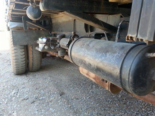 ขาย10ล้อดั้ม2เพลา HINOF18 เครื่อง168แรงEH700 แคชซีKT725 พ.เพาเวอร์ เบรกลมดัน สภาพพร้อมใช้งาน เอกสารพร้อมโอน จัดไฟแนนซ์ได้ เงื่อนไขง่ายๆวันเดียวรับรถ สนใจโทร 090-8588220คุณนะ ID:narong498 หรือ www.truck.in.th/498 หรือfb:ณรงค์ ซื้อขายรถมือสอง (เว็บไซต์ส่วนต