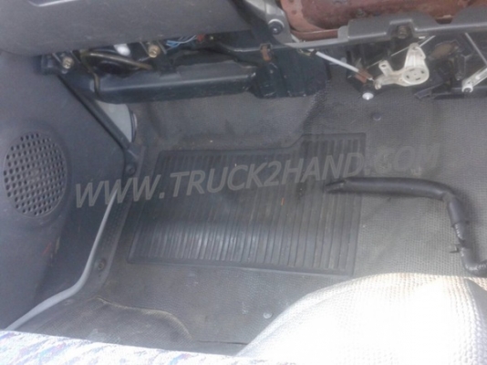 รถบรรทุก 6 ล้อ หัวลาก ISUZU