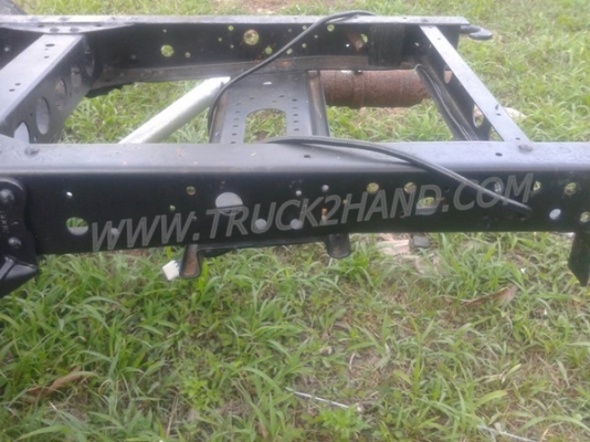 รถบรรทุก 6 ล้อ หัวลาก ISUZU