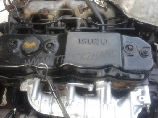 รถบรรทุก 6 ล้อ หัวลาก ISUZU