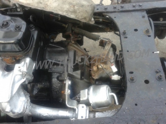 รถบรรทุก 6 ล้อ หัวลาก ISUZU