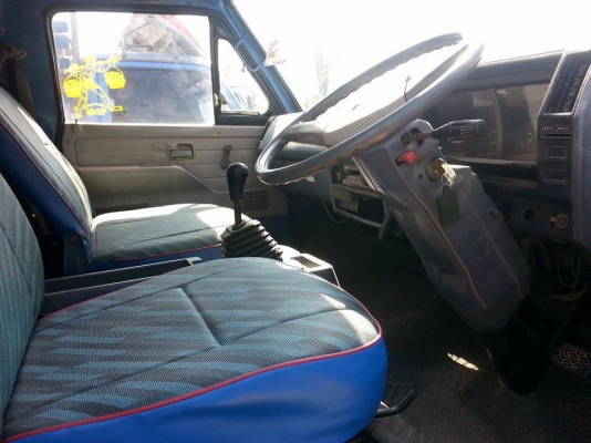 ขาย6ล้อ ISUZU NPR115 เสี่ยสั่งลุยแท้ ปี38 เครื่องดี4BD1 แคชซีสวยNPR59LU5F-M ยางใหม่ ภายในสวย สภาพพร้อมใช้งาน เอกสารพร้อมโอน จัดไฟแนนซ์ได้ เงื่อนไขง่ายๆวันเดียวรับรถ สนใจโทร 090-8588220คุณนะ ID:narong498 หรือ www.truck.in.th/498 หรือfb:ณรงค์ ซื้อขายรถมือสอ