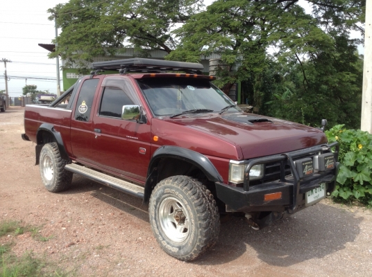 NISSAN (BIG Mปี 39จอโค้ง) 4WD(โฟล์วิล์)เครื่อง2500โบ ฝาแดง กระจกไฟฟ้า พวงมาลัยพาว์เวอร์ สภาพสวย พร้อมใช้งาน ขาย 185,000 บาท( NISSAN (BIG Mปี 39จอโค้ง) 4WD(โฟล์วิล์)เครื่อง2500โบ ฝาแดง กระจกไฟฟ้า พวงมาลัยพาว์เวอร์ สภาพสวย พร้อมใช้งาน ขาย 185,000 บาท(