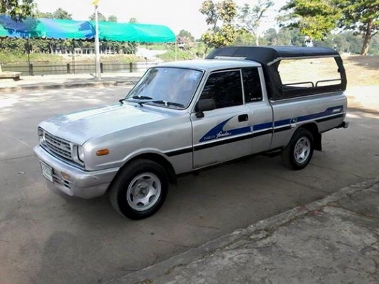 ขาย Mazda family ปี95เดิมๆแอร์เย็นเครื่องดีมากพร้อมวิ่งไกลไม่ผุ