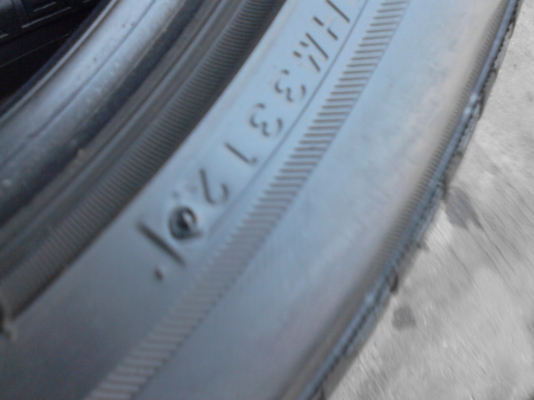 215/50R17 BRIDGESTONETURANZA GR-90 ปี2012 มี 3 เส้น TEL.081-427-3941 215/50R17 BRIDGESTONETURANZA GR-90 ปี2012 มี 3 เส้น TEL.081-427-3941