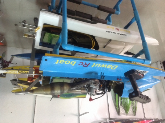 เรือบังคับน้ำมัน