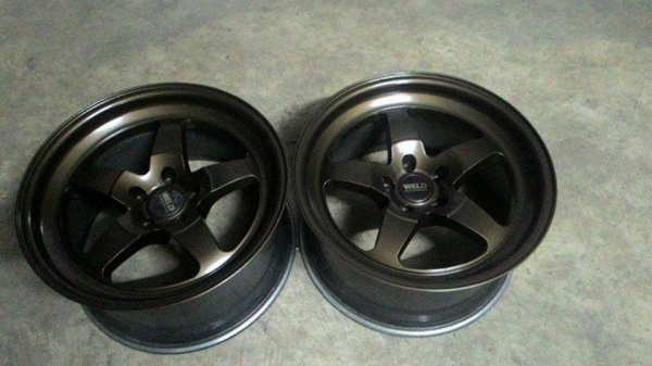 ล้อ weld ขอบ18 กว้าง9.5 5รู มีคู่เดียว