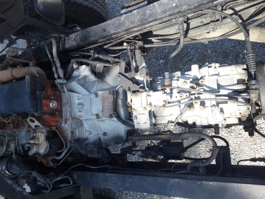 ขายรถ 10 ล้อ อีสุสุ เดก้า 2 เพลา หัว- ครัซซี เครื่อง 6HH1=210 แรงม้า เกียร์ ZF เดิมๆ หัวบางเดิม สวย ภายในอุปกรณ์ครับทุกชิ้นสวยมาก