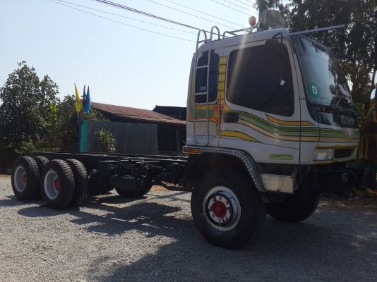 ขายรถ 10 ล้อ อีสุสุ เดก้า 2 เพลา หัว- ครัซซี เครื่อง 6HH1=210 แรงม้า เกียร์ ZF เดิมๆ หัวบางเดิม สวย ภายในอุปกรณ์ครับทุกชิ้นสวยมาก