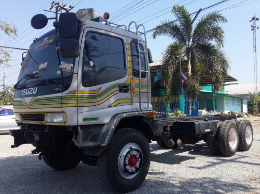 ขายรถ 10 ล้อ อีสุสุ เดก้า 2 เพลา หัว- ครัซซี เครื่อง 6HH1=210 แรงม้า เกียร์ ZF เดิมๆ หัวบางเดิม สวย ภายในอุปกรณ์ครับทุกชิ้นสวยมาก