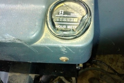 KOBELCO MARK V SUPER SK 200 บอดี้สวยจัด ไฟฟ้าเต็ม หน้าจอครบ แอร์เย็น ภายนอกบูมอาร์มสวยไม่มีปะไม่มีดาม ช่วงล่างเต็มดีประมาณ 80\% พร้อมทำงานได้เลย เอกสารครบ ราคาต่อรองเงินดาวน์ได้ครับ