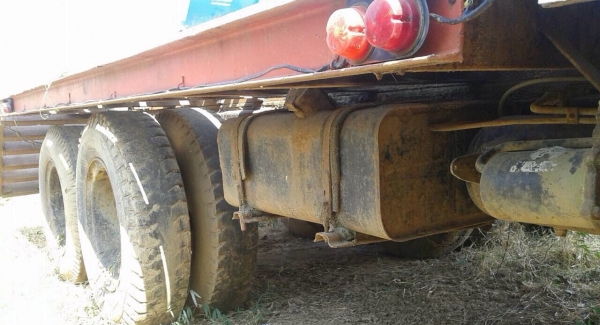 ISUZU TX 145 HP 6BB1 รถหัวยาวสิบล้อเพลาเดียว เทรลเลอร์ท้ายลาดขึ้นรถแบ็คโฮร PC 120,PC 150 ได้เลยไม่มีปัญหาครับ เครื่องแรงดีไม่เยิ้ม ลงเล่มครบพร้อม ภายในเก๋งคอนโซลครบไม่ผุ พวงมาลัยธรรมดา ช่วงล่างดีคัชซีไม่ผุ ยางสภาพดี 60\% เอกสารเล่มทะเบียนครบ ราคาต่อรองได้