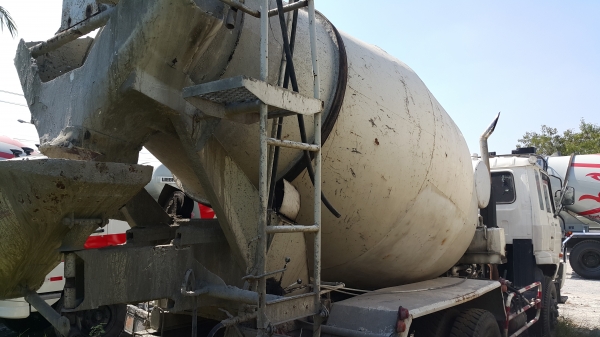 ขายรถโม้ปูน 10 ล้อ 2 เพลา โม้ 6-7 คิว NISSAN CWM430M เครื่อง.290 เทอร์โบ ราคา 850000 มีหลายคัน สนใจโทร ขายรถโม้ปูน 10 ล้อ 2 เพลา โม้ 6-7 คิว NISSAN CWM430M เครื่อง.290 เทอร์โบ ราคา 850000 มีหลายคัน สนใจโทร