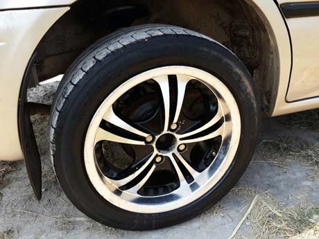 Honda city ปี 97 เกียร์ธรรมดา ติดแก๊ส lpg ระบบหัวฉีด Energy reform แจ้งลงเล่มแล้ว กระจกไฟฟ้าคู่หน้า เซ็นทรัลล็อค ภายในเบาะหุ้มหนังสีดำสวยงาม ฟิล์ม lamina รอบคัน แอร์หนาว ไม่มีปัญหาความร้อน แม็กซ์ 15 ภาษี 58 ราคา 59,000 บาท ดูรถร้านก๋วยเตี๋ยวเต็กกอ ถนน Honda city ปี 97 เกียร์ธรรมดา ติดแก๊ส lpg ระบบหัวฉีด Energy reform แจ้งลงเล่มแล้ว กระจกไฟฟ้าคู่หน้า เซ็นทรัลล็อค ภายในเบาะหุ้มหนังสีดำสวยงาม ฟิล์ม lamina รอบคัน แอร์หนาว ไม่มีปัญหาความร้อน แม็กซ์ 15 ภาษี 58 ราคา 59,000 บาท ดูรถร้านก๋วยเตี๋ยวเต็กกอ ถนน