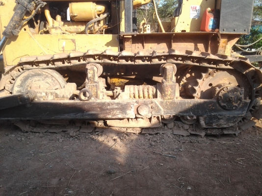 ขาย แทรกเตอร์ CAT D6C