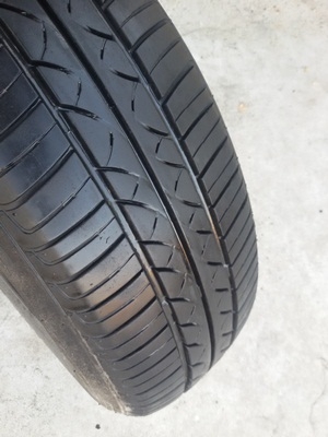 ขายยาง175/60/14 ปี 0413 MAXXIS  4  เส้น