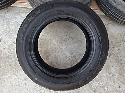 ขายยาง175/60/14 ปี 0413 MAXXIS  4  เส้น