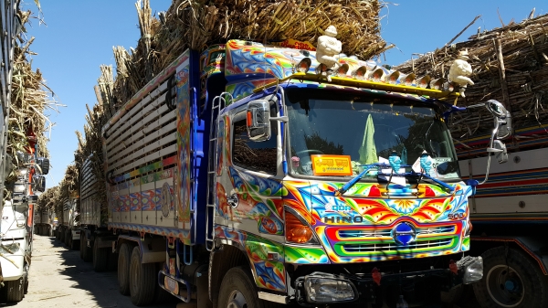 ขายดาวน์ รถพ่วง 22 ล้อ 2 เพลา แม่-ลูก กระบะเนียมคอกเกษตรดั้ม HINO 344 ปี.57 รถวิ่งแค่ 40.000 กว่ากิโล ขายแค่.850.000 สนใจโทร