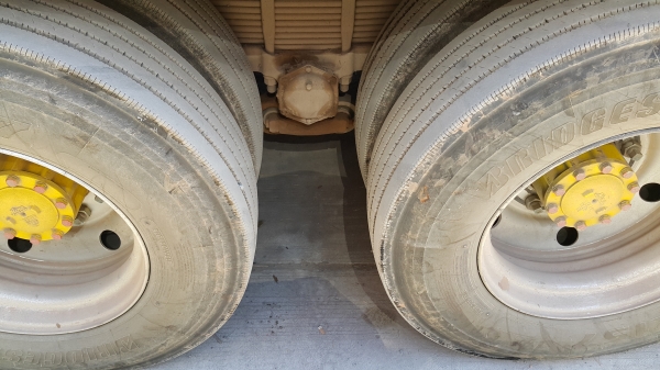 ขายดาวน์ รถพ่วง 22 ล้อ 2 เพลา แม่-ลูก กระบะเนียมคอกเกษตรดั้ม HINO 344 ปี.57 รถวิ่งแค่ 40.000 กว่ากิโล ขายแค่.850.000 สนใจโทร