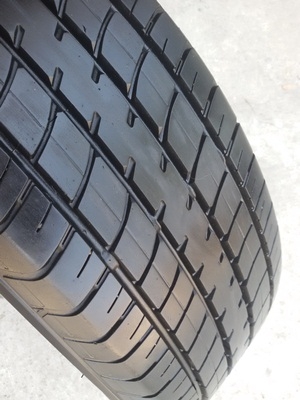 ขายยาง185/60/15 ปี 13  DUNLOP SP2030   4 เส้น