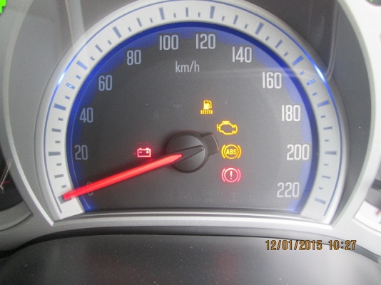 ขาย Isuzu D-Max Super Platinum ปี 2010 มือเดียวป้ายแดง ไมล์น้อยครับ ลดเหลือ 455,000 บาท โทรมาครับ