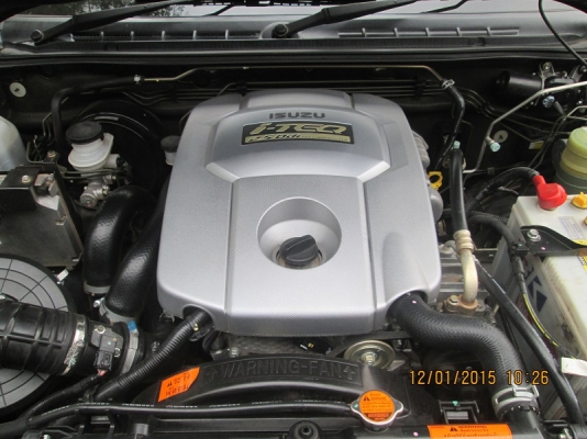 ขาย Isuzu D-Max Super Platinum ปี 2010 มือเดียวป้ายแดง ไมล์น้อยครับ ลดเหลือ 455,000 บาท โทรมาครับ