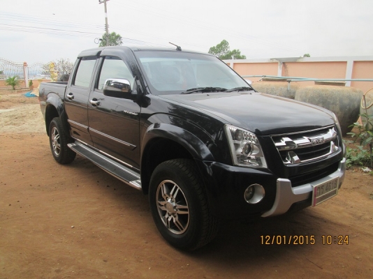 ขาย Isuzu D-Max Super Platinum ปี 2010 มือเดียวป้ายแดง ไมล์น้อยครับ ลดเหลือ 455,000 บาท โทรมาครับ