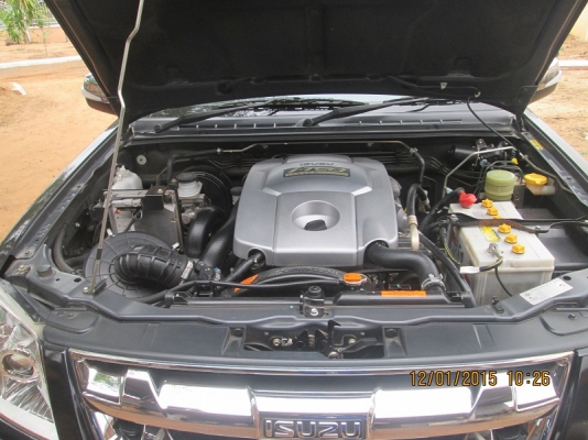 ขาย Isuzu D-Max Super Platinum ปี 2010 มือเดียวป้ายแดง ไมล์น้อยครับ ลดเหลือ 455,000 บาท โทรมาครับ